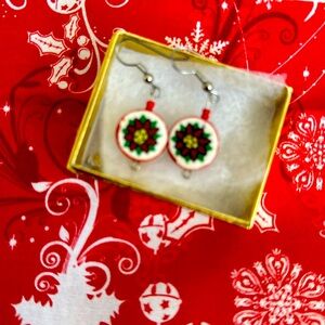 Women’s holiday earrings